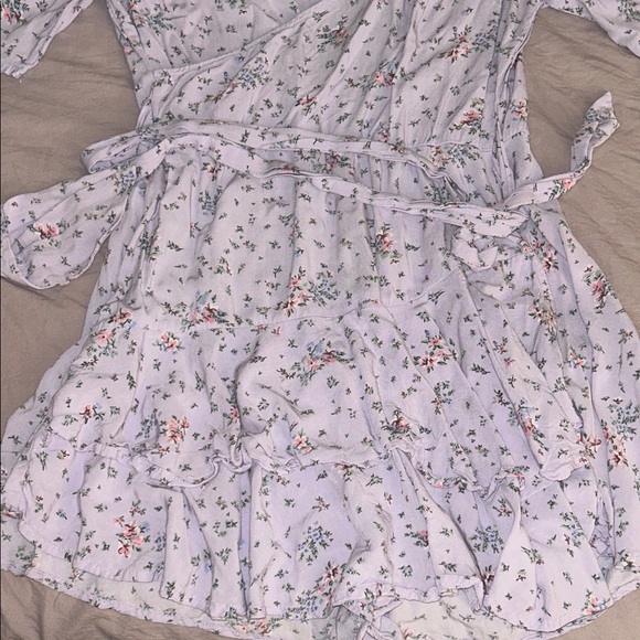 Streetwear Society Floral Lavender Dress/Romper Size M - Picture 3 of 5